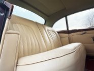 Bentley S1 Continental Mulliner Flying Spur 58