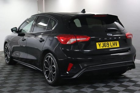 Ford Focus ST-LINE X 9