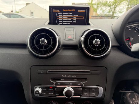 Audi A1 SPORTBACK TFSI S LINE 13