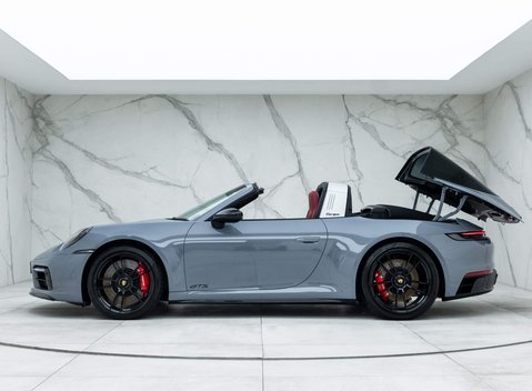 Porsche 911 Targa 4 GTS (992) 6