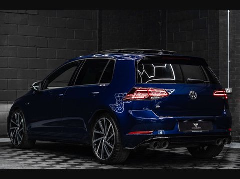 Volkswagen Golf 2.0 Golf R TSi 4Motion Semi-Auto 4WD 5dr 2