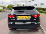 Jaguar F-Pace 2.0 D180 R-Sport Auto AWD Euro 6 (s/s) 5dr 9