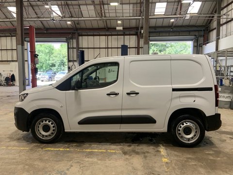 Peugeot Partner BLUEHDI PROFESSIONAL PREMIUM PLUS L1 12