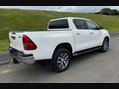 Toyota Hilux 2.4 HI-Luxury Invincible D-4D 4WD Double Cab Auto 4WD 5dr 4