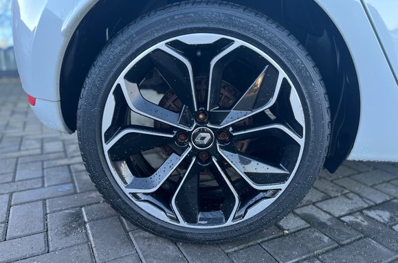 Renault Clio ICONIC 0.9 TCE 5 DOOR 17