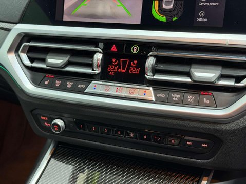 BMW M4 3.0 BiTurbo Competition Coupe 2dr Petrol Steptronic Euro 6 (s/s) (510 ps) 35