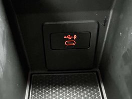 BMW 1 Series 1.5 118I SE Auto 5dr 60