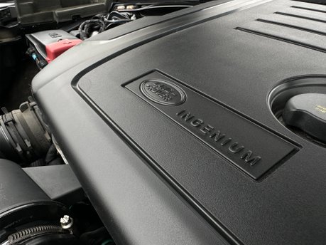 Land Rover Range Rover Velar R-DYNAMIC SE 88