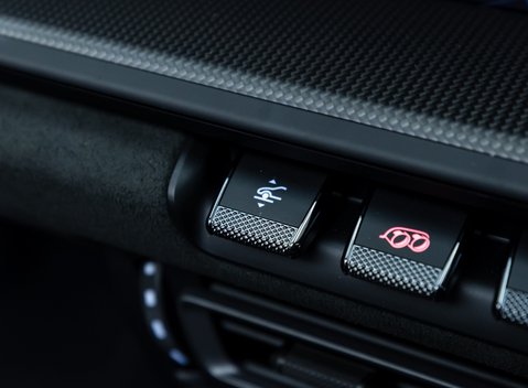 Porsche 911 Targa 4 GTS (992) 28