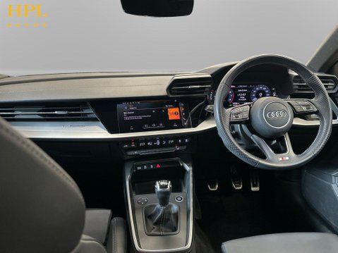 Audi A3 1.5 TFSI 35 S line Sportback 5dr Petrol Manual Euro 6 (s/s) (150 ps) 1 Owne 19