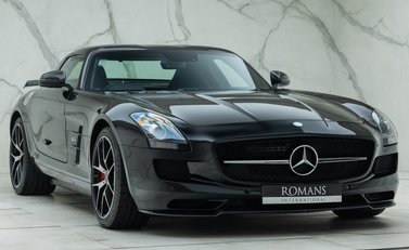Mercedes-Benz SLS AMG GT FINAL EDITION 11