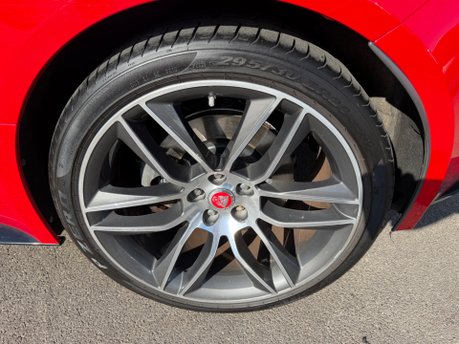 Jaguar F-Type I4 R-DYNAMIC 21