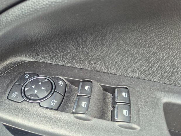 Ford Ecosport ST-LINE 15