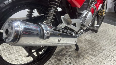Yamaha YBR 125 2007 ONLY 11K NEW MOT 1 OWNER VERY CLEAN SERVICED 125CC 26