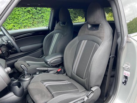 Mini Hatch 2.0 Cooper S Sport Steptronic Euro 6 (s/s) 3dr 30