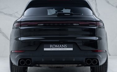 Porsche Cayenne V6 8