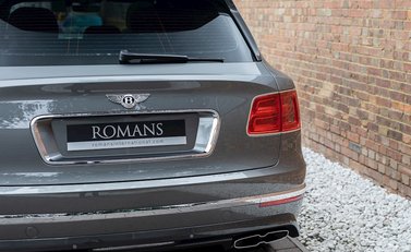Bentley Bentayga V8 Diesel 26
