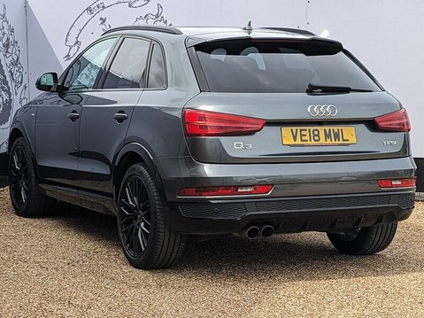 Audi Q3 TFSI BLACK EDITION 7