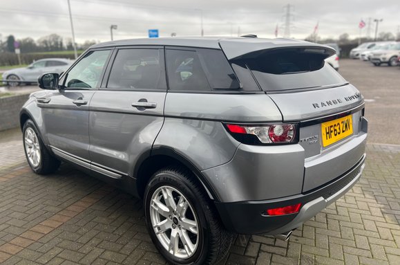 Land Rover Range Rover Evoque 2.2 SD4 PURE TECH AUTO 9