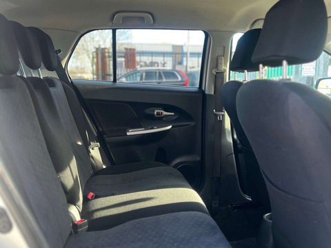 Toyota Urbancruiser 1.4 Urban Cruiser D-4D 4WD 5dr 19