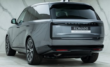 Land Rover Range Rover P550e Autobiography 7