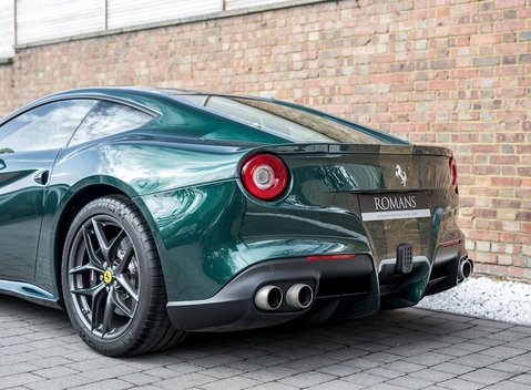 Ferrari F12 Berlinetta 30