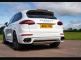Porsche Cayenne 30