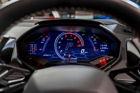 Lamborghini Huracan LP 640-2 EVO SPYDER. NOW SOLD. SIMILAR REQUIRED. PLEASE CALL 01903 254800. 34