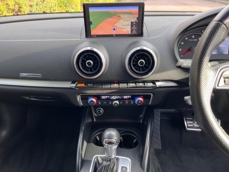 Audi A3 1.5 TFSI CoD Black Edition Sportback S Tronic Euro 6 (s/s) 5dr 77