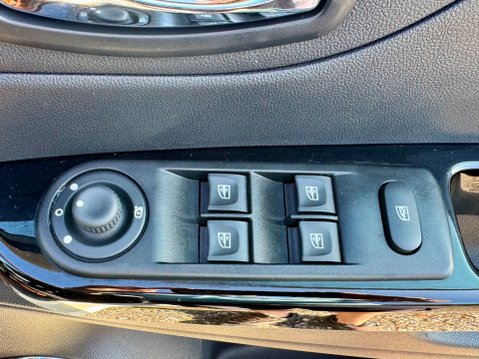 Renault Captur DYNAMIQUE S NAV TCE 18