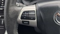 Toyota Auris 1.8 VVT-h T Spirit Hatchback 5dr Petrol Hybrid CVT Euro 5 (s/s) (136 ps) 23