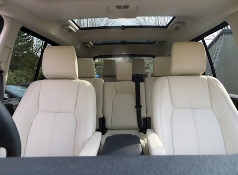 Land Rover Discovery SDV6 HSE 5