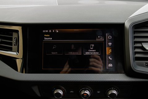 Audi A1 SPORTBACK TFSI TECHNIK 24