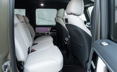 Mercedes-Benz G Class AMG G63 Carbon Edition 17