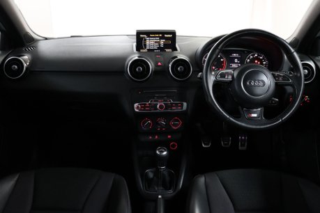 Audi A1 TFSI S LINE 38