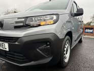 Peugeot Partner 102 ps BlueHdi Professional L2 22