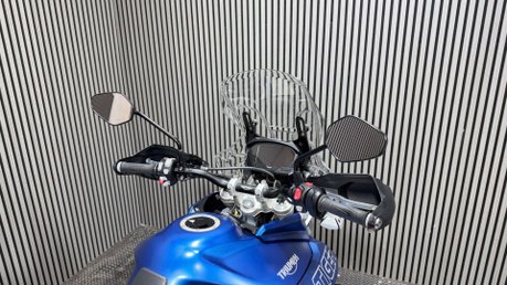 Triumph Tiger XRT ADVENTURE BIKE 2018 ONLY 20K LONG MOT WARRANTY 42