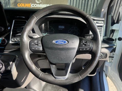 Ford Transit Custom 300 LIMITED L2H2 P/V ECOBLUE MHEV 19