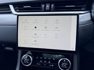 Jaguar F-Pace 2.0 D200 MHEV R-Dynamic SE Auto AWD Euro 6 (s/s) 5dr 50