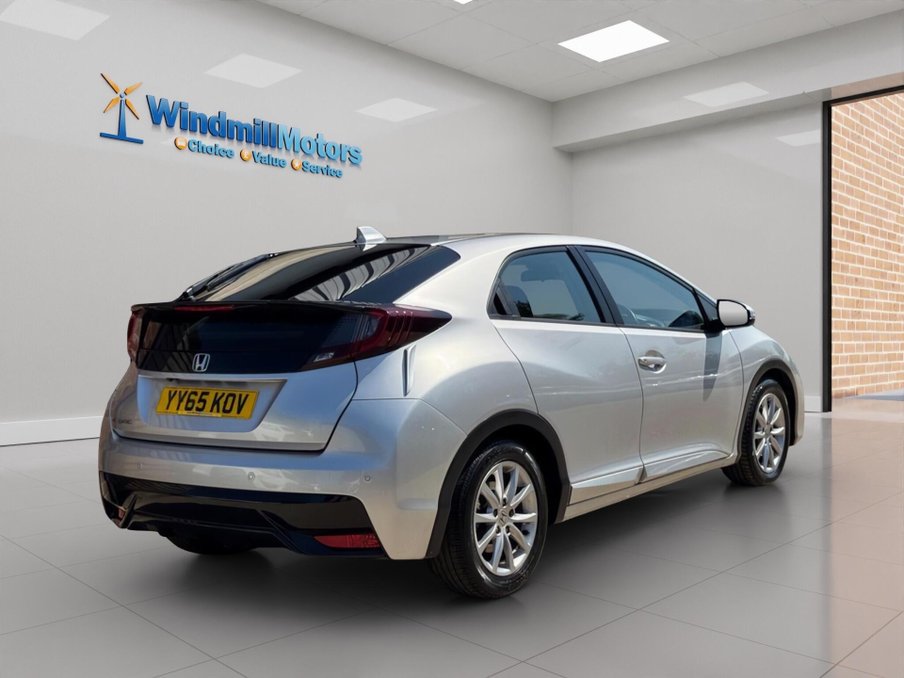 2015 Honda Civic — image 10