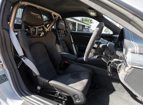 Porsche 911 GT3 RS Weissach (991.2) 12