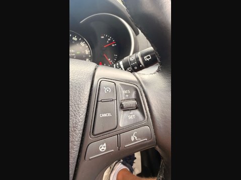 Kia Sorento 2.2 Sorento KX-3 Sat Nav CRDi 4x4 Auto 4WD 5dr 16