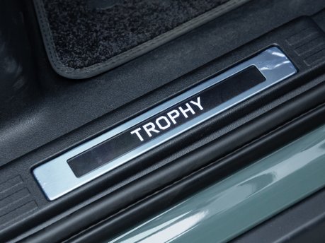 Land Rover Defender 110 TROPHY EDITION KESWICK