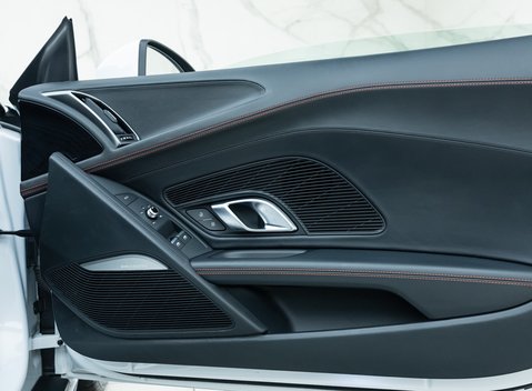 Audi R8 V10 Spyder 23