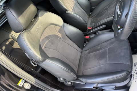 Audi A1 TFSI BLACK EDITION NAV -PANORAMIC SUNROOF - ALL BLACK  32