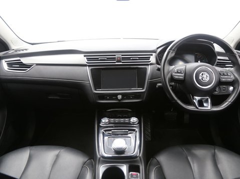 MG MG5 52.5kWh Exclusive Auto 5dr 9