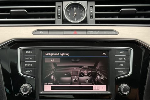 Volkswagen Passat GT TDI BMT ESTATE -£20 ROAD TAX - PAN ROOF -APPLE CARPLAY -DEMO+1 OWNER 54