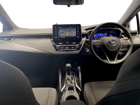 Toyota Corolla 1.8 VVT-h Icon Tech Hatchback 5dr Petrol Hybrid CVT Euro 6 (s/s) (122 ps) 19