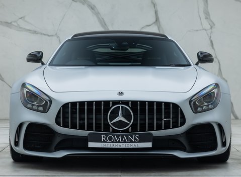 Mercedes-Benz AMG GT R 7