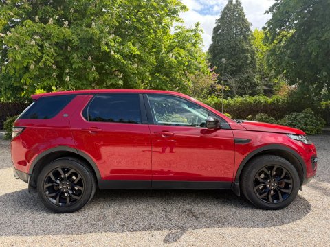 Land Rover Discovery Sport 2.0 TD4 HSE Auto 4WD Euro 6 (s/s) 5dr 8